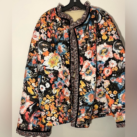 Floral Quilt Inspired Open Front Jacket - Picture 6 of 9